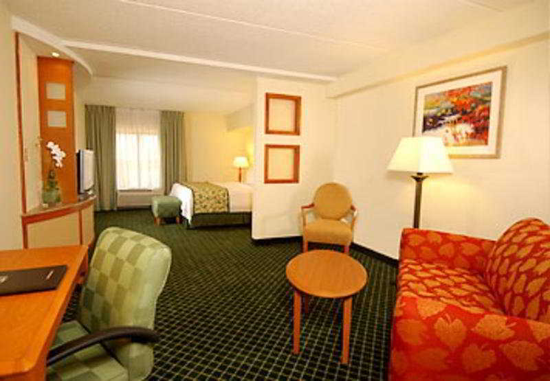Fairfield Inn And Suites Atlanta Airport South/Sullivan Road College Park Εξωτερικό φωτογραφία